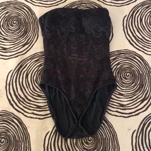 One piece bathing swimsuit